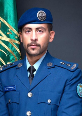 العميد م.محمد مشهور يتلقى التهاني بتخرج أبنه الملازم أول مهندس تركي من كلية الملك فيصل الجوية