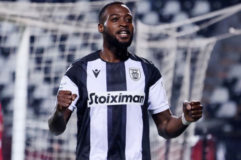 خالد ناري يكمل أجانب الدانة في روشن