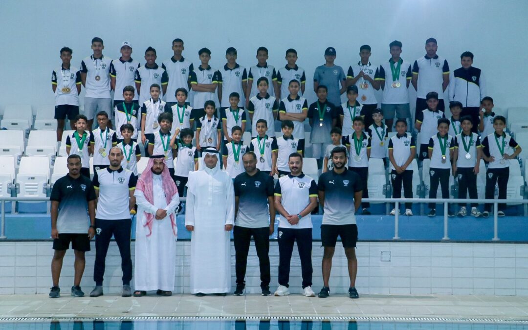 ‎سمو محافظ الأحساء يزور نادي هجر ويشهد تدريبات الفريق الأول لكرة القدم بالنادي ويكرّم المتميزين في الألعاب المختلفة