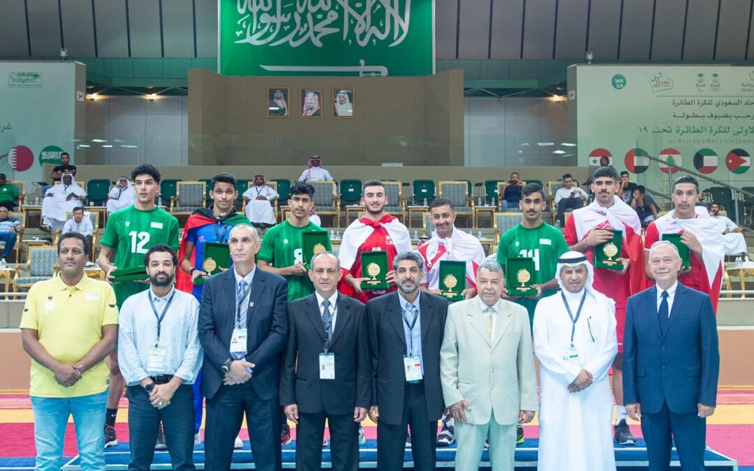 البحرين يحقق لقب كاس بطولة غرب اسيا للكرة الطائرة