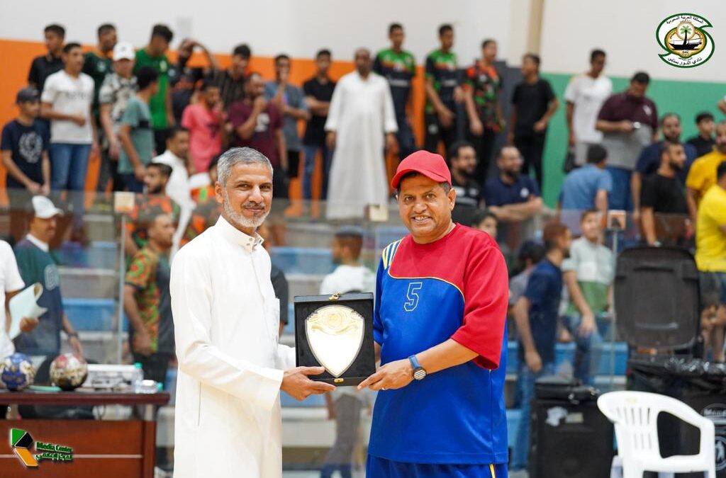 في لمسة وفاء للمرحوم “إحسان الجشي” .. النور والترجي يتقابلان وديا على درع الراحل