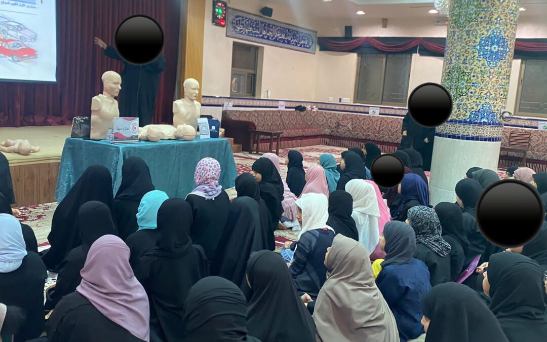 مسعفون يدرب 400 فتاة على الإسعافات الأولية بأم الحمام