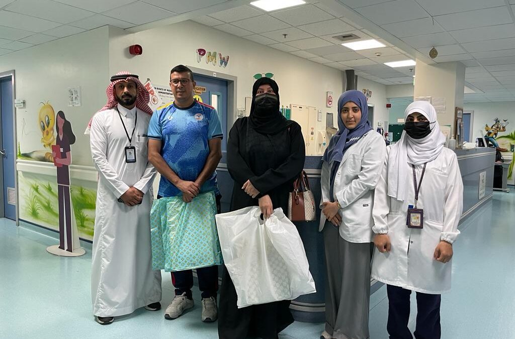 القطيف المركزي ..إدارة المسؤولية  المجتمعية والفعاليات  بنادي الترجي تفعل اليوم الدولي للعمل الخيري وترسم الفرحة على وجوه  الأطفال