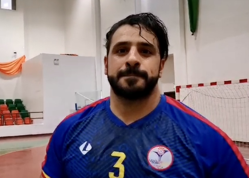 بعد تكبدهم  عناء الطريق ..النجم علي عيد : جماهير البحارة عاشقة ومجنونة