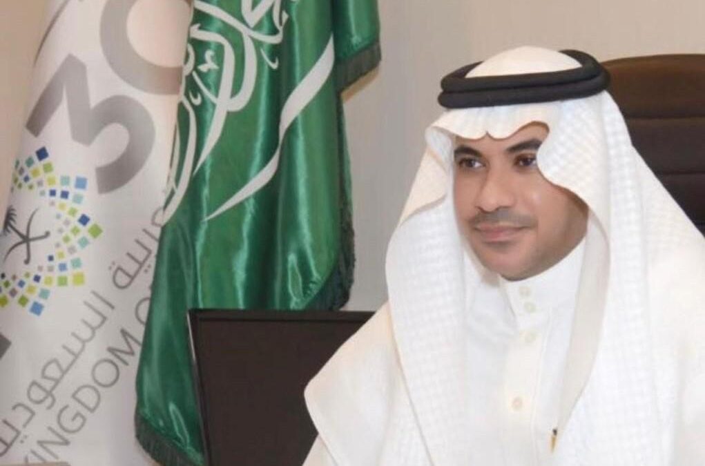 محمود الرتوعي يرفع شكره للقيادة الرشيدة بمناسبة ترقيته للمرتبة الرابعة عشرة بأمانة الشرقية