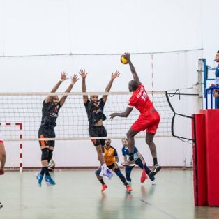 الابتسام يعبر الاتحاد بفوز مثير   في دوري ممتاز الطائرة