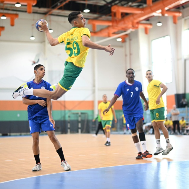 النور والخليج ومضر والوحدة يواصلون حصد العلامة الكاملة في ممتاز شباب اليد