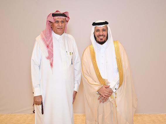 الدكتور حسن الدوسي ” الشاعر المبدع والمتألق في ساحة الموروث الشعبي 