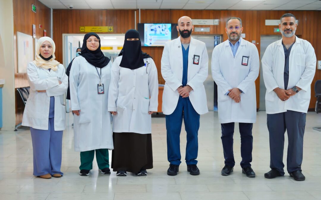 عانت من المشيمة المنغرسة وفقر الدم المنجلي ..استنفار (١٠) أقسام لإنقاذ سيدة ثلاثينية هي وطفلتها ب “مركزي” القطيف