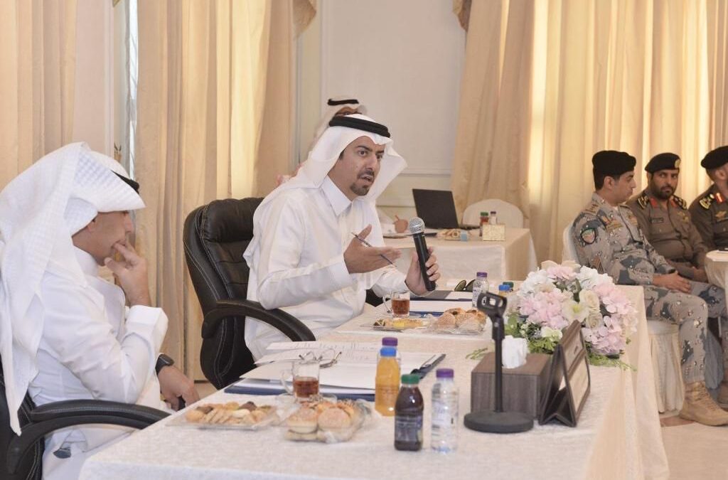 الخريف يلتقي الرئيس التنفيذي لهيئة تطوير المنطقة الشرقية.. ويستعرض أبرز ملامح الخطط التنموية لمحافظة القطيف