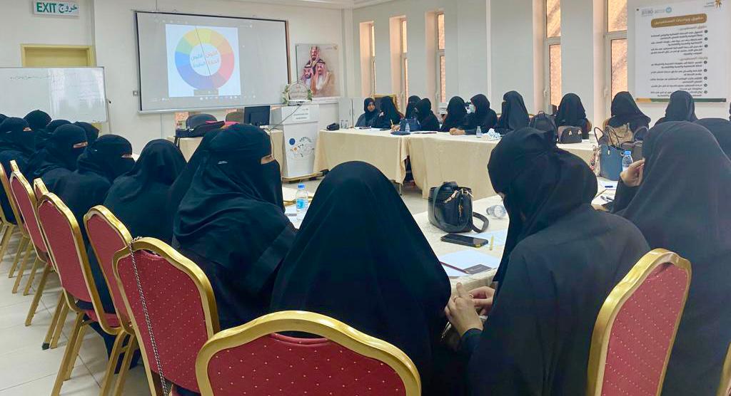 في ضمان القطيف..اكثر من ٤٠ مستفيدة شاركنّ بدورة المكياج الاحترافية