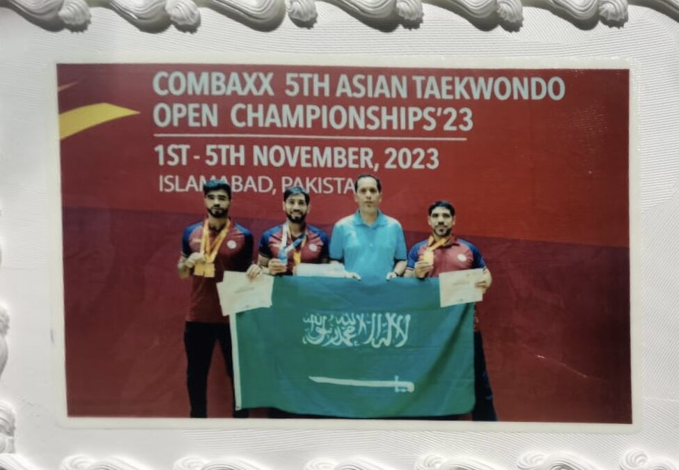 بعد تحقيقهم العديد من الميداليات .. رابطة وجمهور الترجي يحتفون بأبطال آسيا للتايكوندو