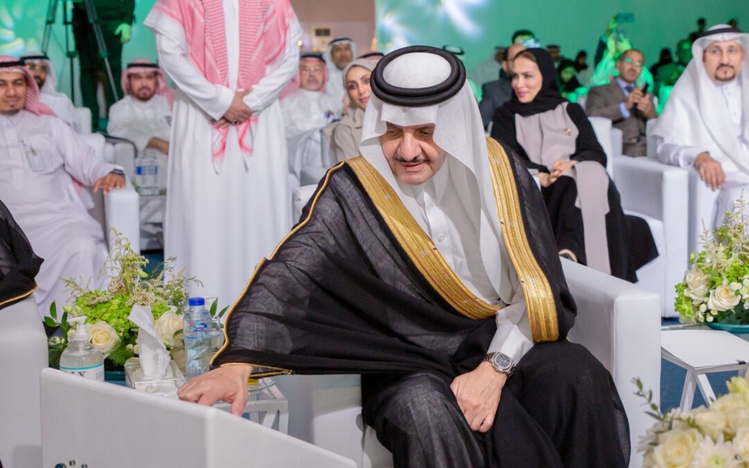 ثمن دعم القيادة للقطاع الصحي : أمير الشرقية يفتتح مستشفى المانع بحي العزيزية بالدمام