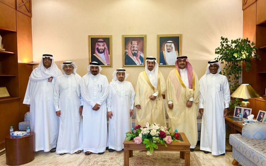 «الخريف» يستقبل إدارة نادي الصفا بمدينة صفوى