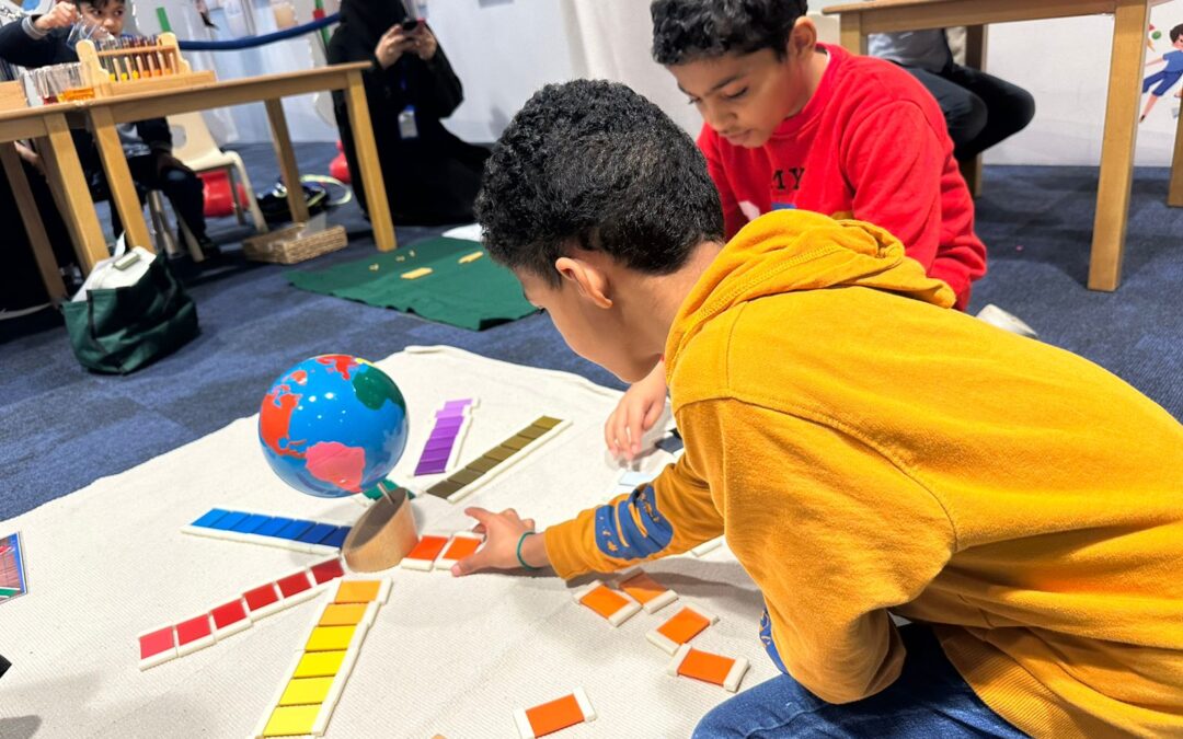 بتسجيل ٧٠٠ زائرا .. معرض”حكايات واكتشافات” يسدل الستار على فعالياته بسايتك