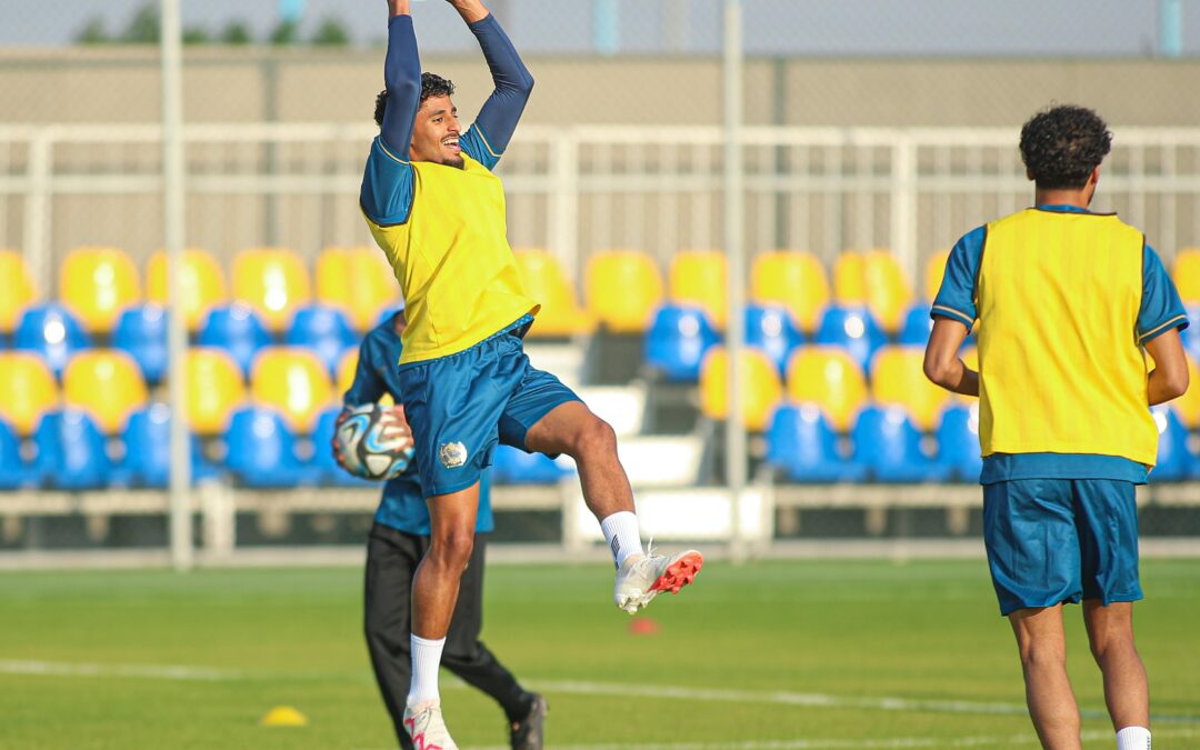 الفريق الاول بنادي الجيل يستأنف تمارينه