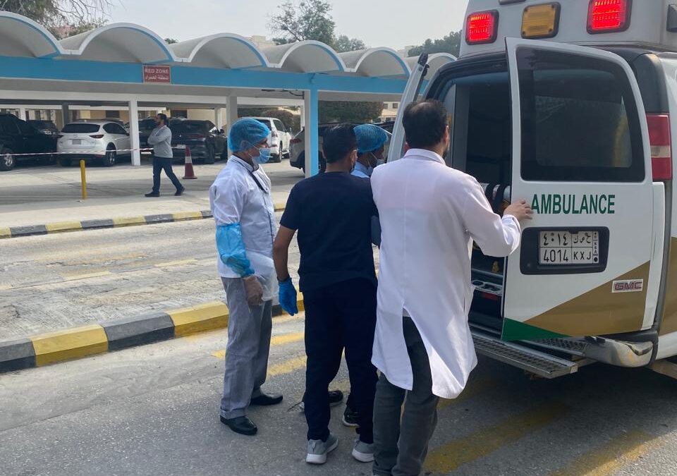 بمشاركة ٢٢ جهة داخل المستشفى وخارجه إصابة شخصين في حريق إفتراضي بمطبخ “مركزي” القطيف