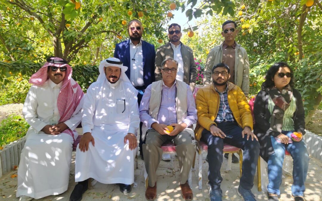 اثناء زيارته لمزرعة خصراء..”السفير الهندي” أعجبتني جمالية المنظر وأفخر بمقولة سمو ولي العهد الأمير محمد بن سلمان