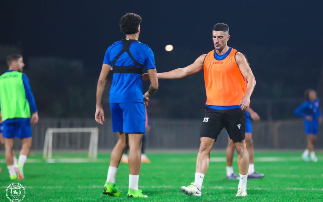 القادسية يستأنف تدريباته استعداد للجندل