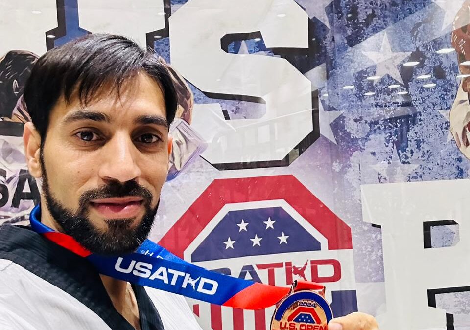 بطل العالم “محمد العباس” يحقق برونزية أمريكا “