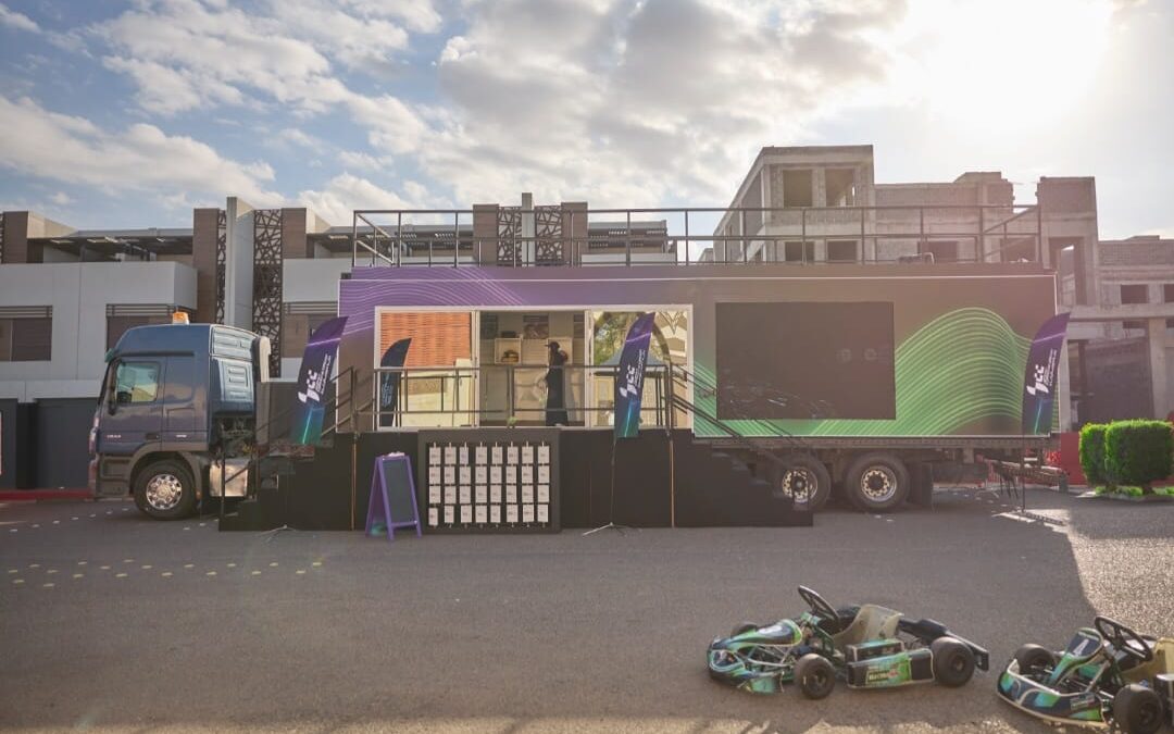 شركة رياضة المحركات السعودية تطلق جولة “شاحنة المستقبل” التعليمية في مدينة جدة