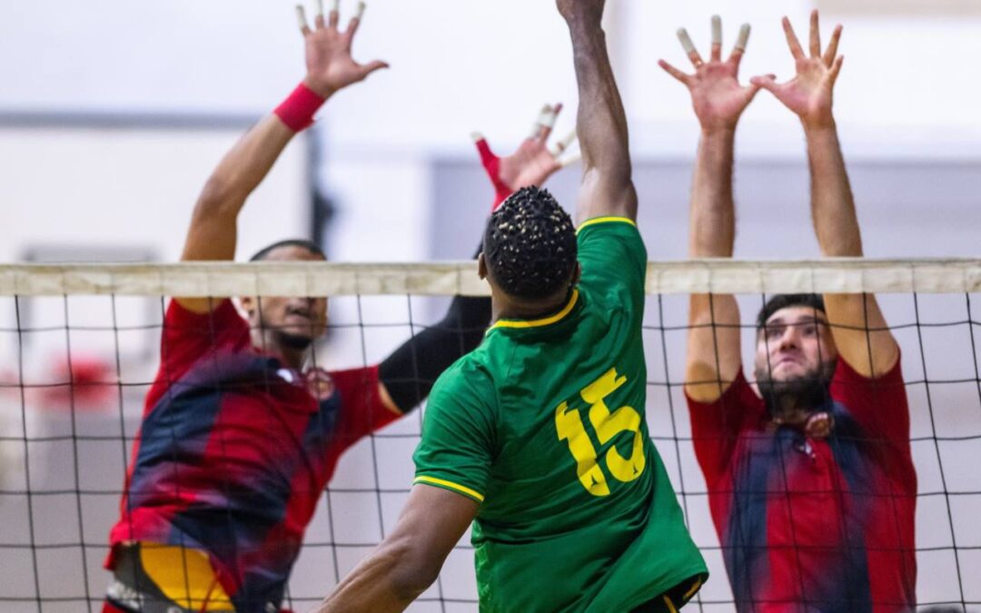 بعد فوزهما على الابتسام والاهلي ..الهلال والاتحاد يقتربان من اللقب