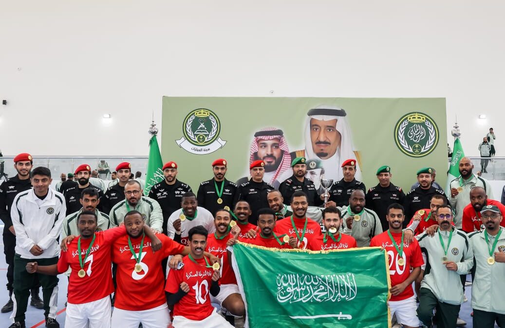 رئيس هيئة العمليات يرعى ختام بطولة دوري رئاسة الحرس الملكي الرياضي بالمنطقة الوسطى