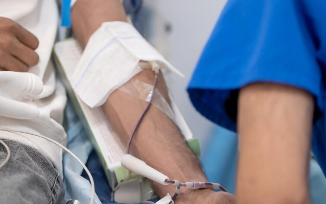 شراكة مجتمعية  تجمع جمعية التنمية الأهلية بالتوبي وادارة المختبرات وبنك الدم بالقطيف