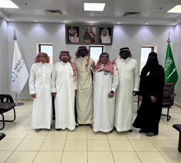 منسوبي اللجنة السعودية لرياضة الأساتذة في زيارة  لمدينة الملك عبدالعزيز الرياضية
