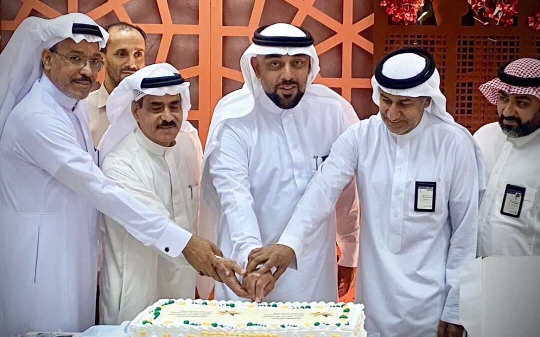 بالصور ..ضمان القطيف يعايد منسوبيه بحفل خاص