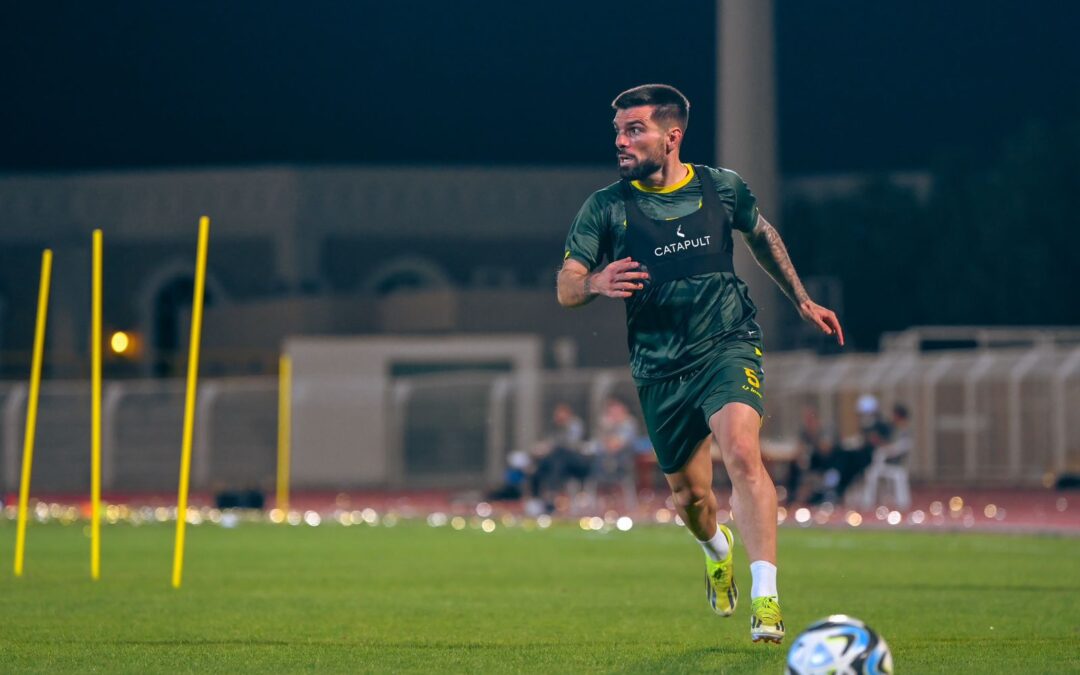 الخليج يبدأ تحضيراته لملاقاة الوحدة