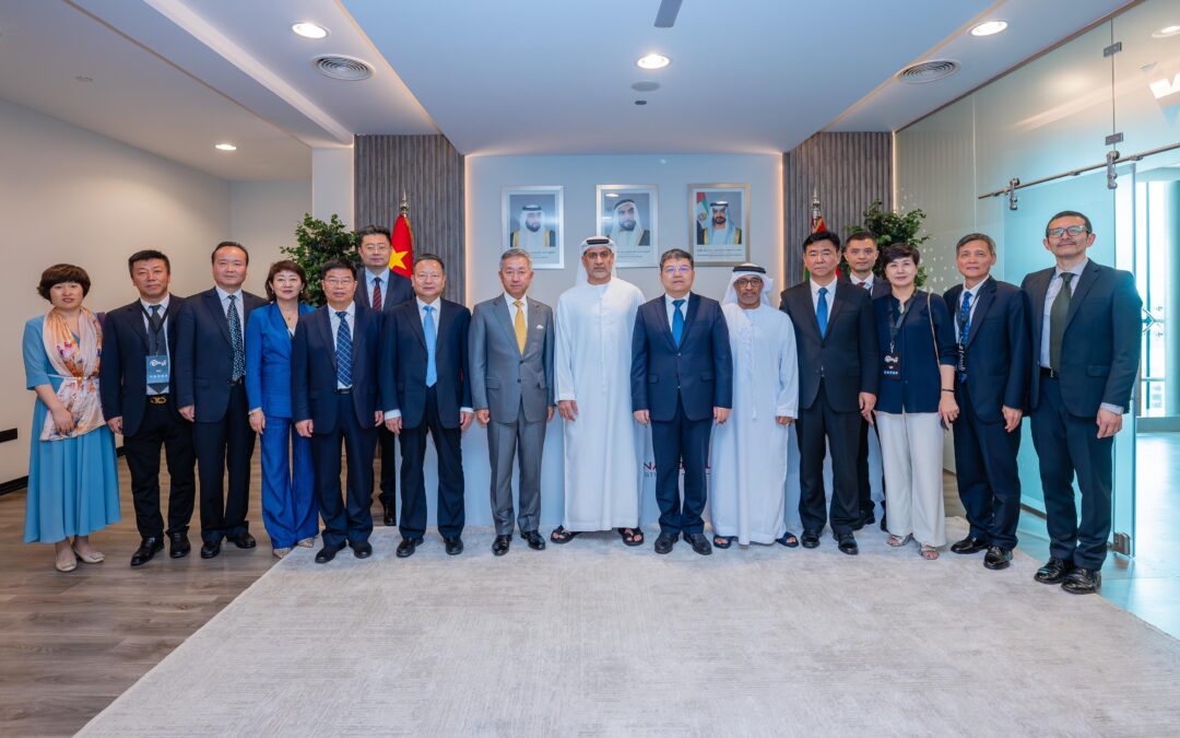 رابطة أبوظبي لمحترفي الجوجيتسو توقع مذكرة تفاهم مع واحدة من أكبر الشبكات الإعلامية في الصين