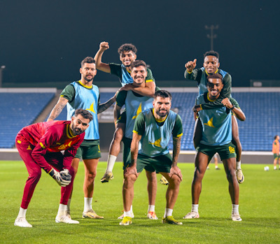 الخليج  يصل أبها وينهي تحضيراته للقاء الغد