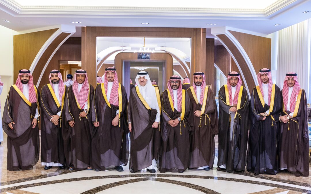 أمير المنطقة الشرقية يستقبل أعضاء مجلس إدارة نادي الاتفاق