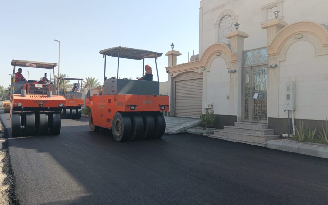 بلدية القطيف تواصل أعمال صيانة ورفع كفاءة عدد من الشوارع ببلدة الأوجام