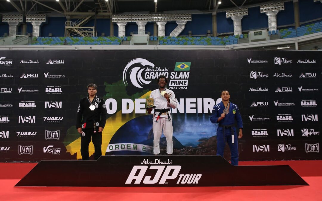 ٢٠٠٠ لاعب ولاعبة في بطولة أبوظبي جراند سلام للجوجيتسو في البرازيل