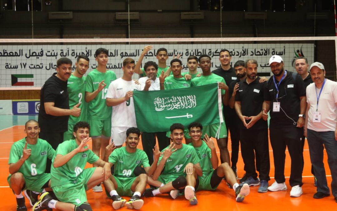 في ثالث مبارياته في البطولة ..أخضر الطائرة يتصدر العربية بالفوز على قطر