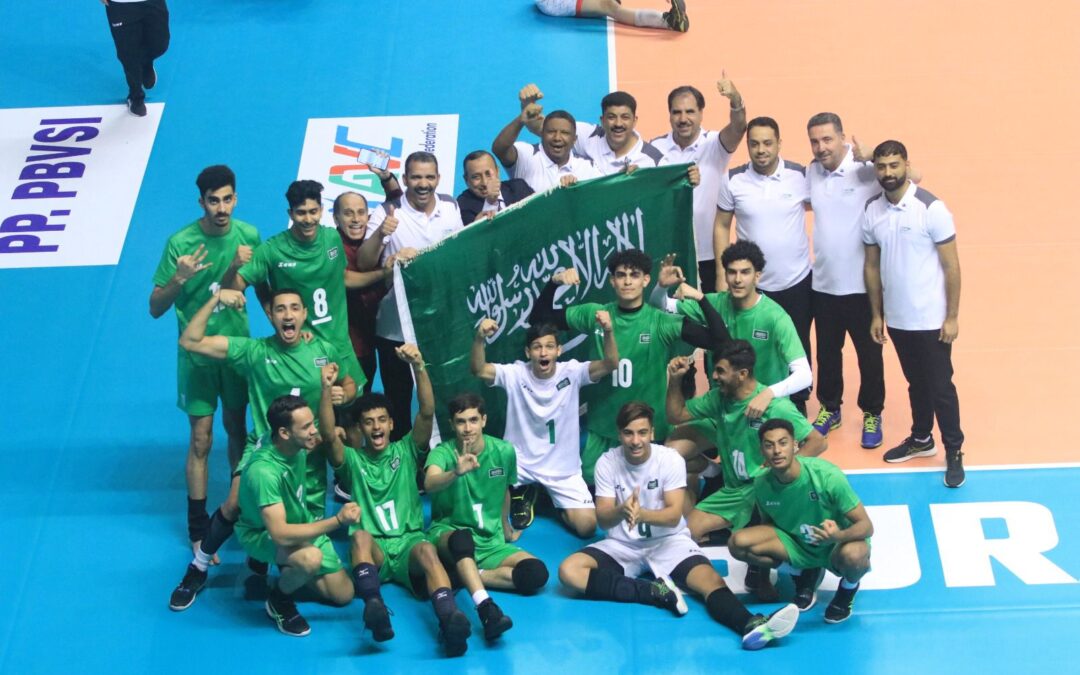 الأخضر يحلق في الاسيوية …. فاز على استراليا بثلاثة أشواط نظيفة