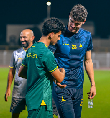 الخليج يعاود تدريباته