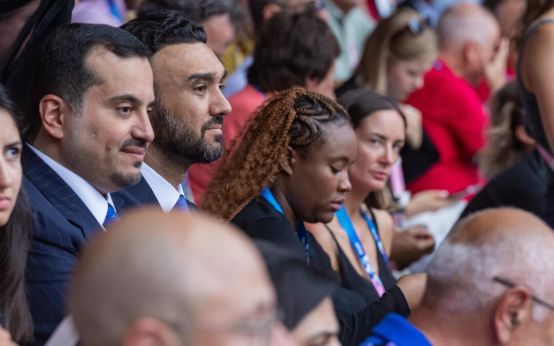 ختام أولمبياد باريس .. ولوس أنجلوس تستلم علم الدورة بحضور ماكرون والفيصل وباخ