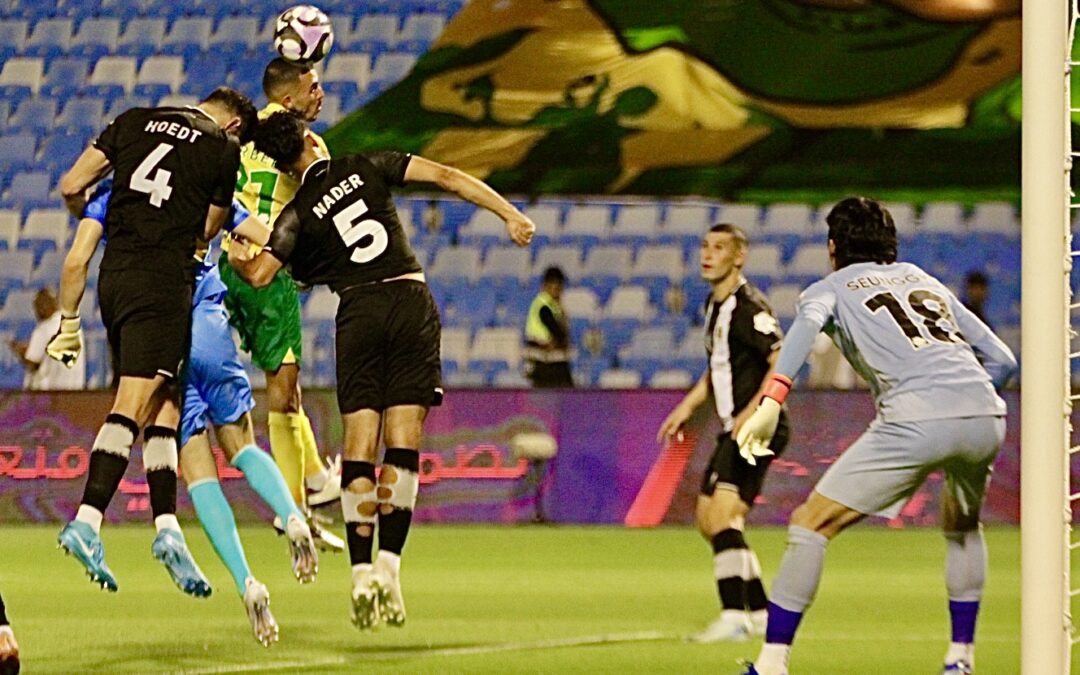 الشباب يعبر الخليج ويكسب أول ٣ نقاط في دوري روشن