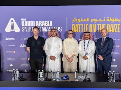 أساطير العالم يدشنون مشاركتهم في الحدث العالمي بطولة الماسترز السعودية للسنوكر