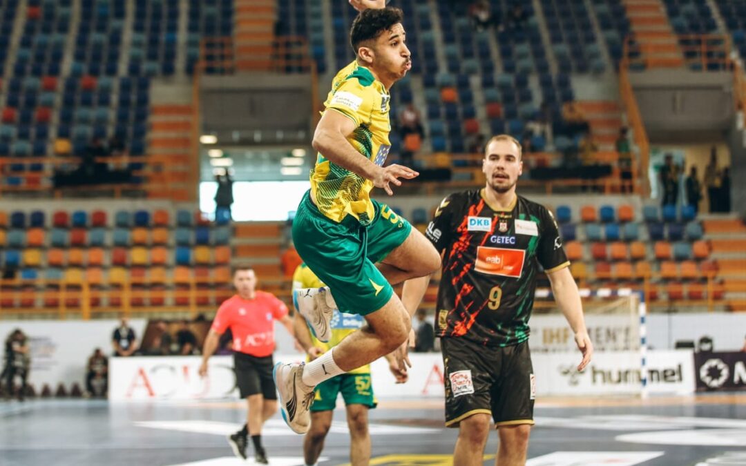 بعد ملحمة كروية.. الخليج يخسر من ماغديبورغ وديميتريس : نحن فخورين بأداء الفريق