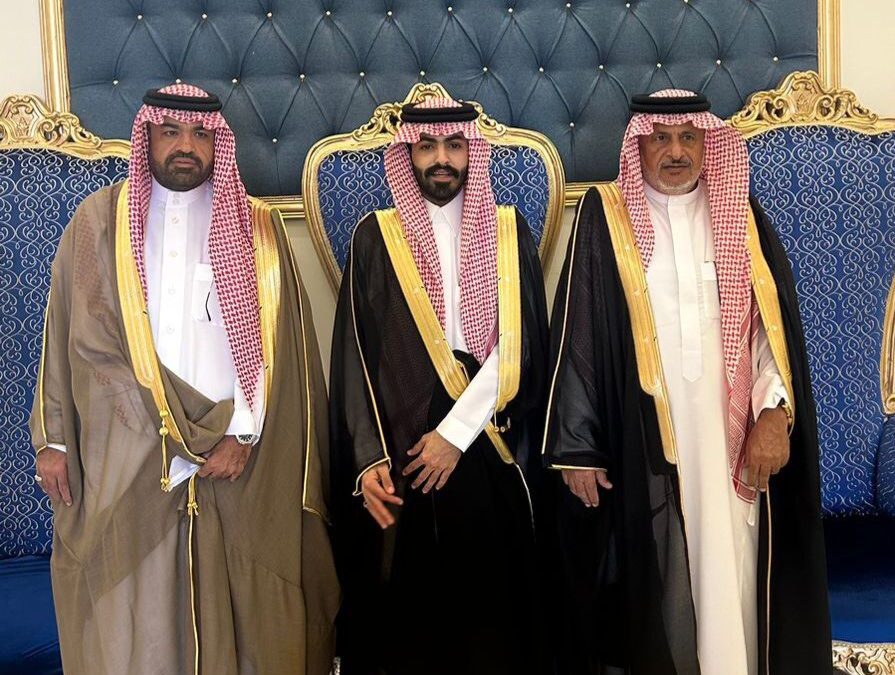 الأستاذ خضران بن جمعان الزهراني يحتفل بزواج ابنه ” مشاري ” في الدمام