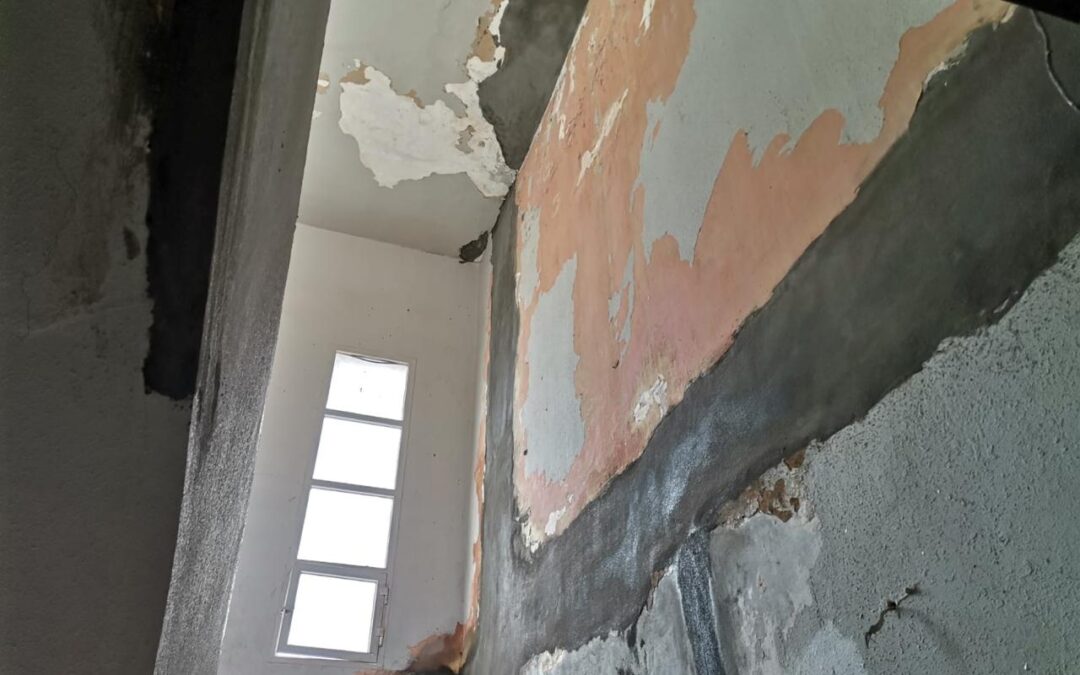 خيرية القطيف تستبق الأمطار وتتوجه للصيانة المبكرة للمساكن المحتاجة لمستفيديها