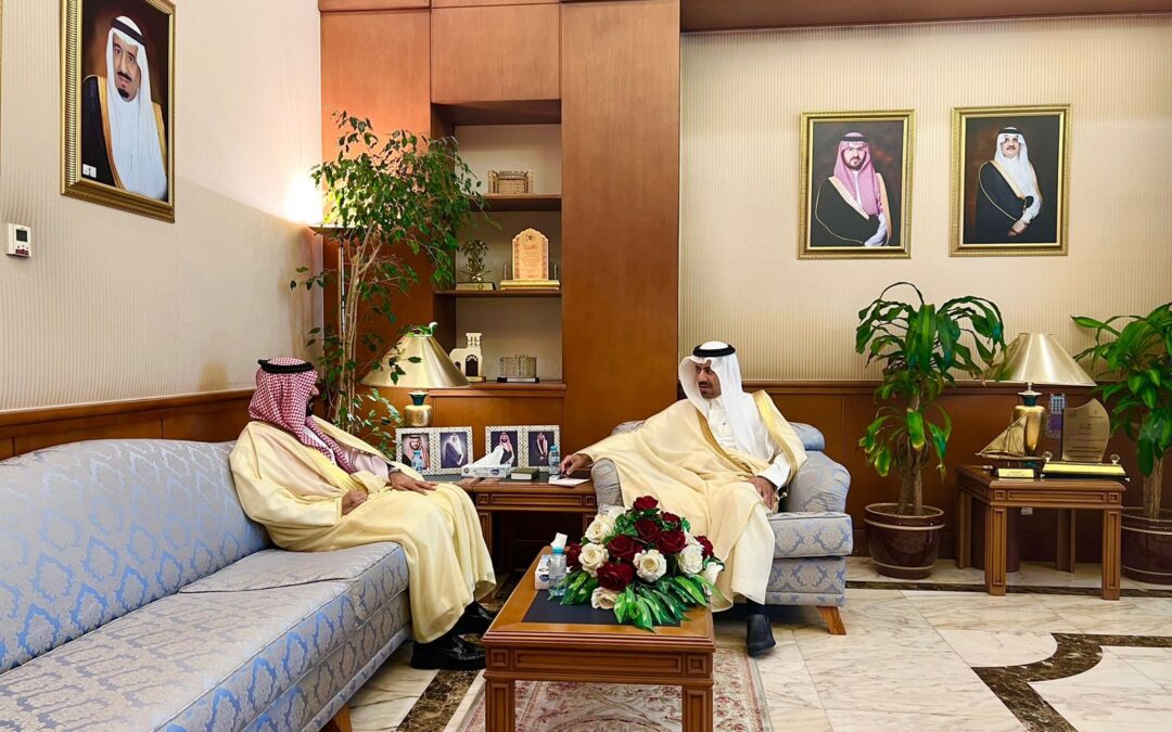الخريف يلتقي مدير مكتب وزارة الرياضة بمحافظة القطيف 
