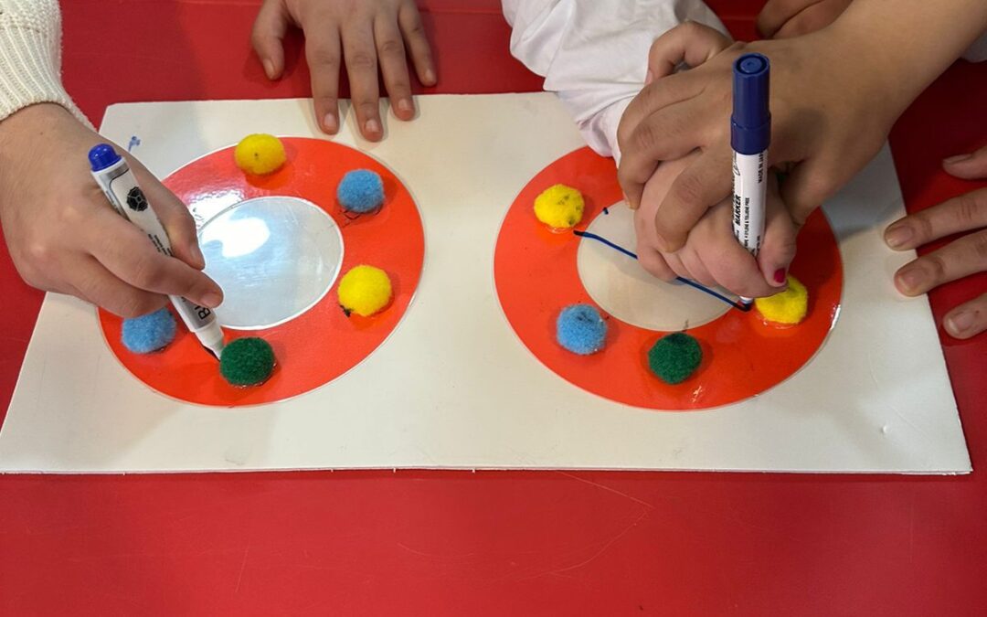 تنمية القطيف تشارك باليوم العالمي للأشخاص ذوي الإعاقة في مركز زهور المستقبل