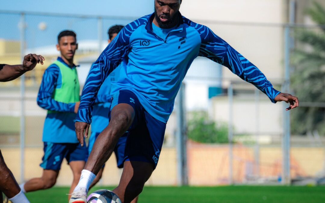 بحضور لاعبي المنتخب … الفتح يستأنف تدريباته بحماس بعد راحة قصيرة