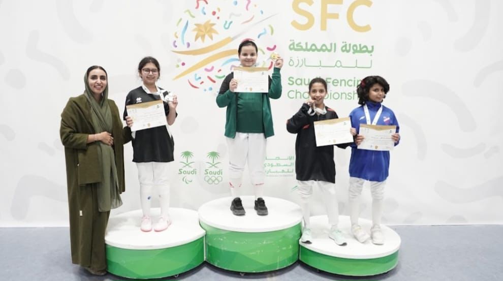 ذهبية وبرونزية اتفاقية في مبارزة الجولة الذهبية تحت 17 و 11 عامًا