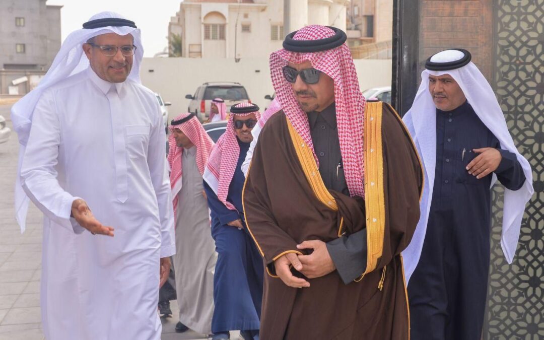 الخريف يقف ميدانيًا على المشاريع التنموية في الأوجام